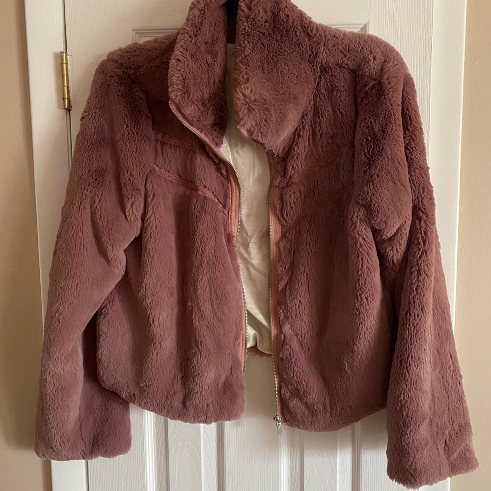 Anthropologie fuzzy jacket XL NWOT